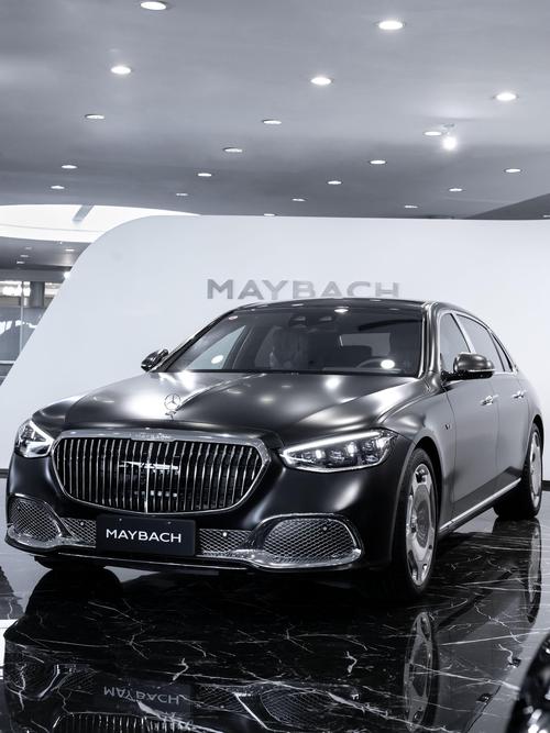 广州43岚图汽车的售后服务让用户无忧出行，迈巴赫未来的豪华车趋势